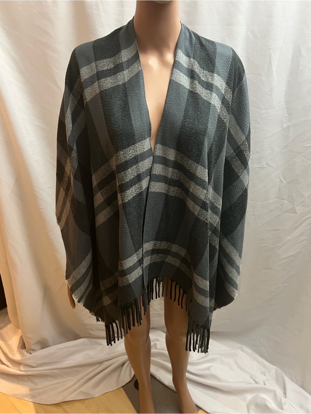 Gray Black Plaid Oversized Blanket Scarf Shawl Wrap Fringe One Size